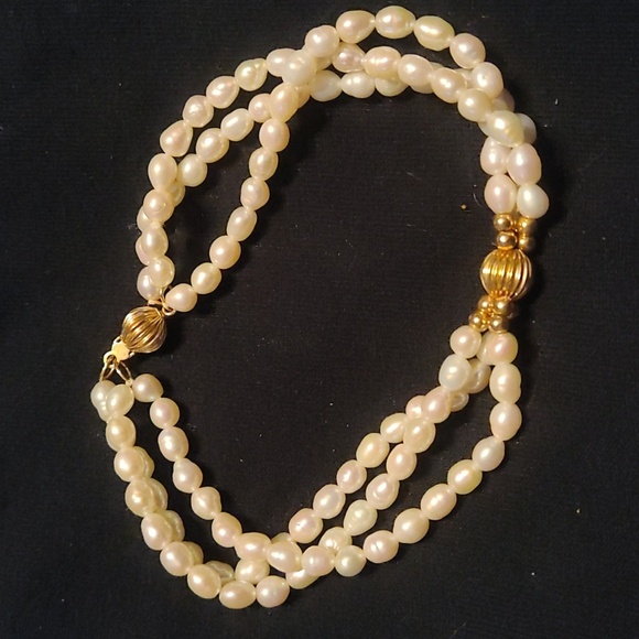 Three Strand R.T.I. 5mm banded pearl 14k gold bracelet - Picture 1 of 4